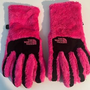 North Face Pink Fuzzy Gloves - Medium